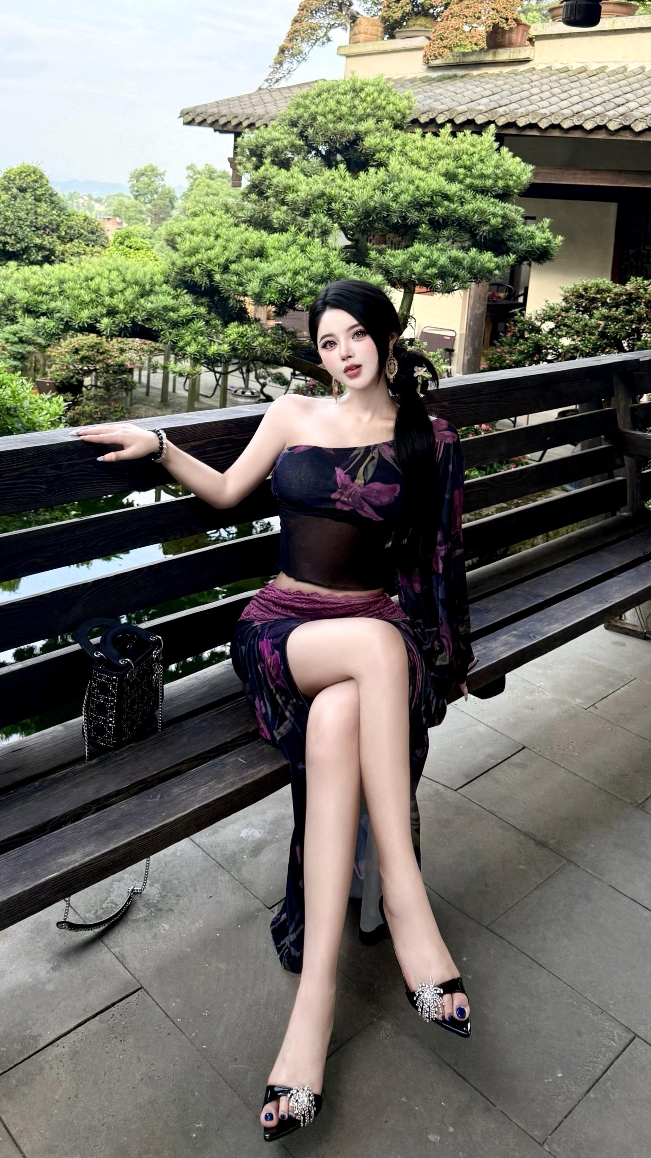 什么你的我的 你也是我的啊 是不是嘛 对不对嘛～
