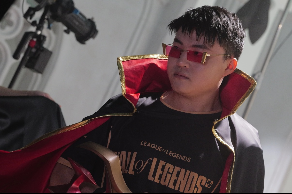 Uzi回归狂小狗回来了！近日Uzi官宣复出，与呼吸哥、Tian、Xiye、Min