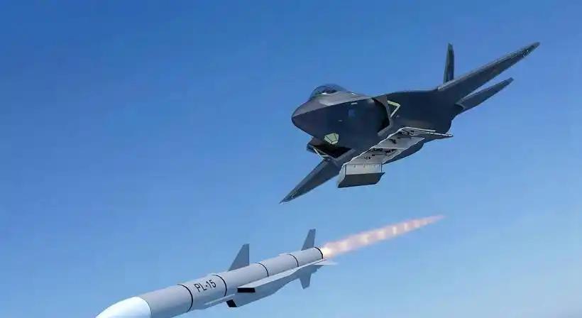 为什么霹雳15是世界上最好的远程空空导弹？因此霹雳15有两个绝活！先说第一个绝