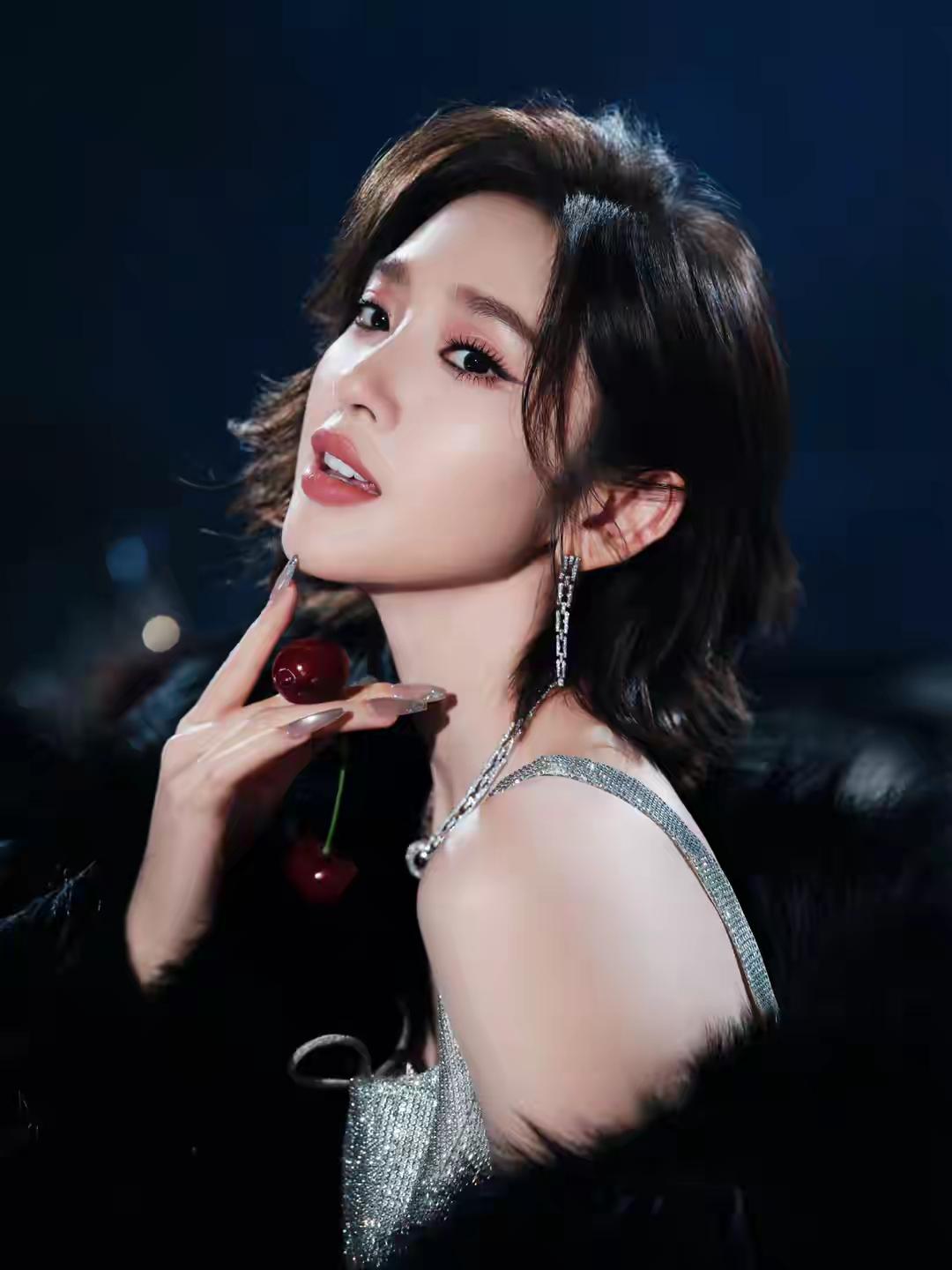 唐艺昕单依纯向李荣浩道歉你怎么看