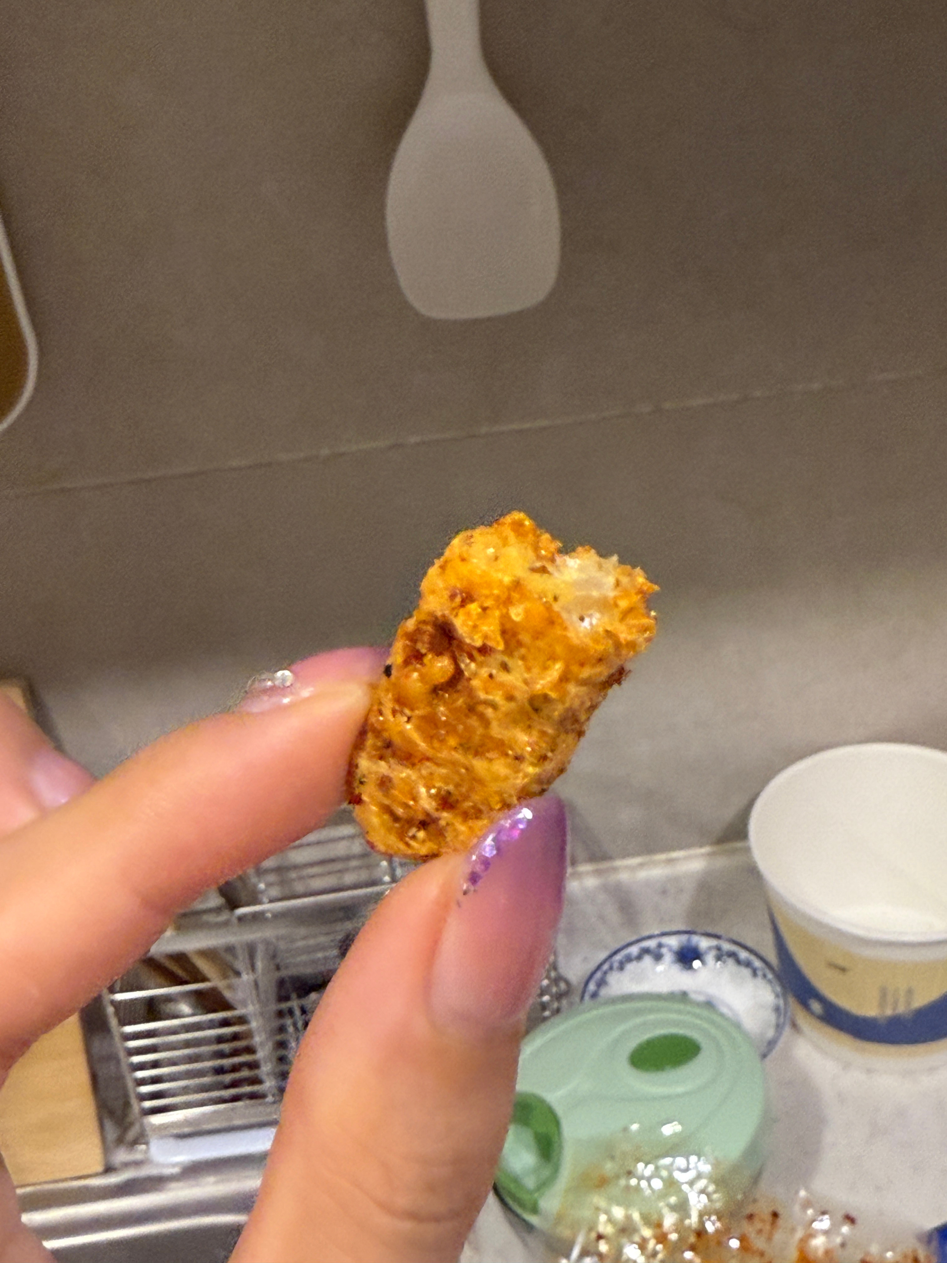 吗的人五把我害惨了。。。非要给我寄这个豆干！我说我在减肥！尝一口意思一下得了！