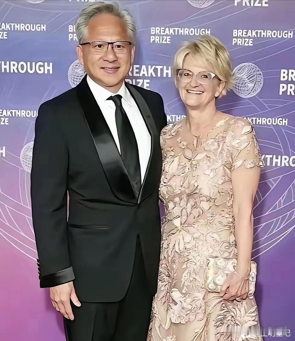 还是中国男人最专一，这么有钱还是没有找其他漂亮年轻的老婆