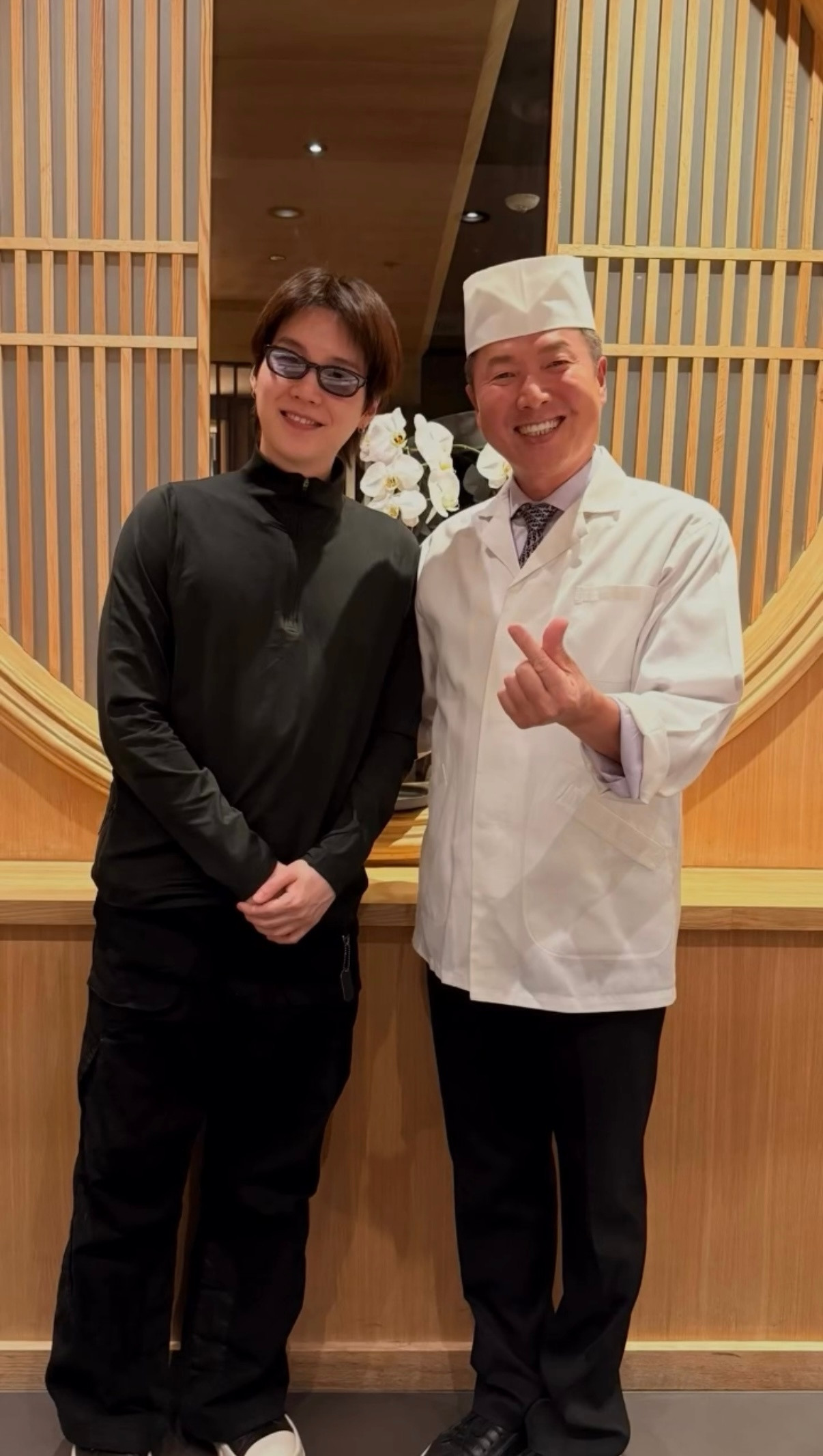 闵玧其KameOmakaseIG更新玧其相关宝宝吃得好开心笑得好可爱噢?