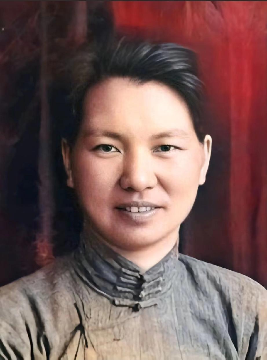 🌞朱枫烈士至死也不知道，她视如己出、疼爱了半辈子的继女阿菊，竟是国民党特务