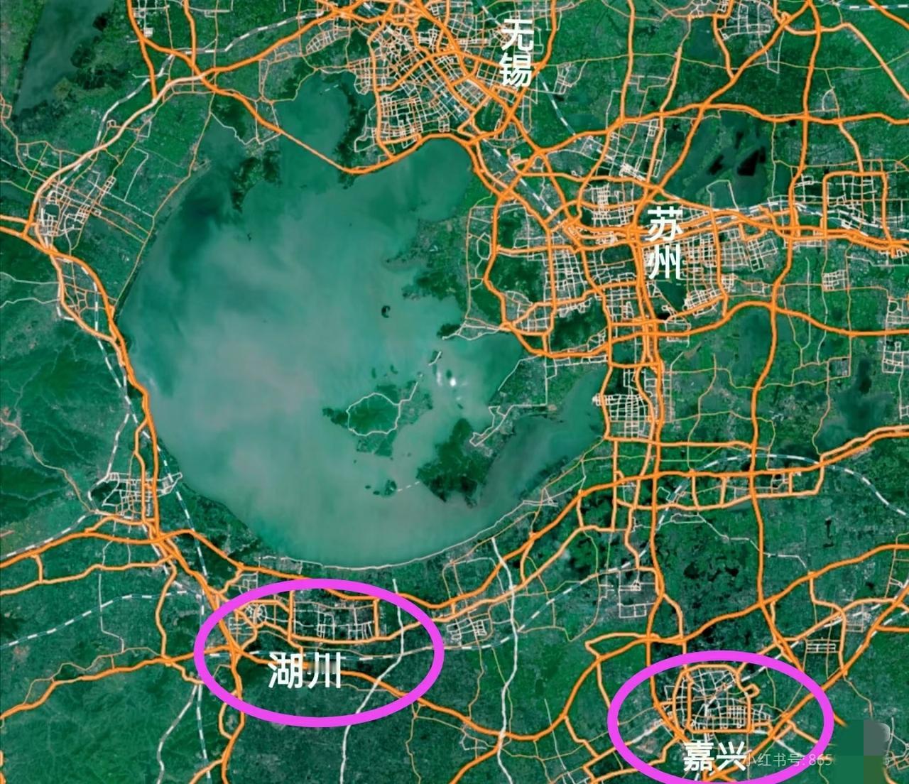 为什么同样是太湖周边城市的湖州嘉兴，城区规模要比苏锡常要小很多？[捂脸哭][捂脸哭]
