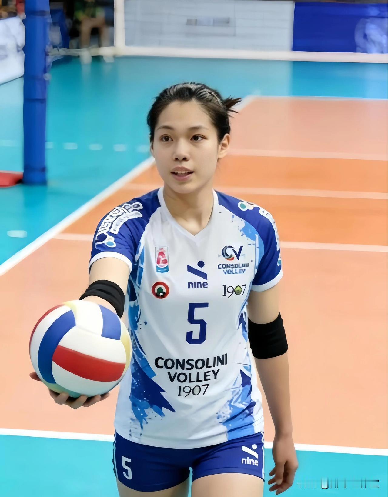 恭喜庄宇珊以3:1获胜！四局比分分别为：22-25、25-18、25-20、29