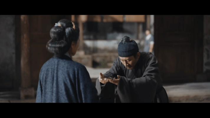 家业家业裁员裁到大动脉剧情特别贴合现实生活，把职场心酸融进家族故事里，女主低谷潜