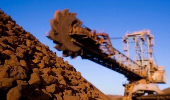 自从中国掌控稀土命脉后,有一个奇怪的现象:近年来许多国家发现巨量稀土资源,就连一