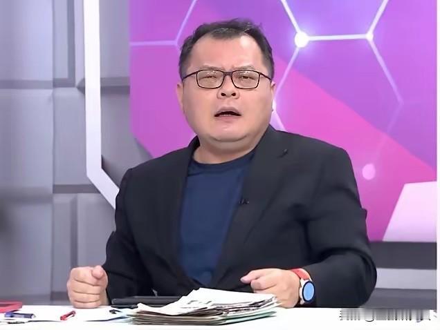 台媒体人陈挥文今（24日）在社媒发文表示，韩国瑜院长苦口婆心，一再希望朝野各退一