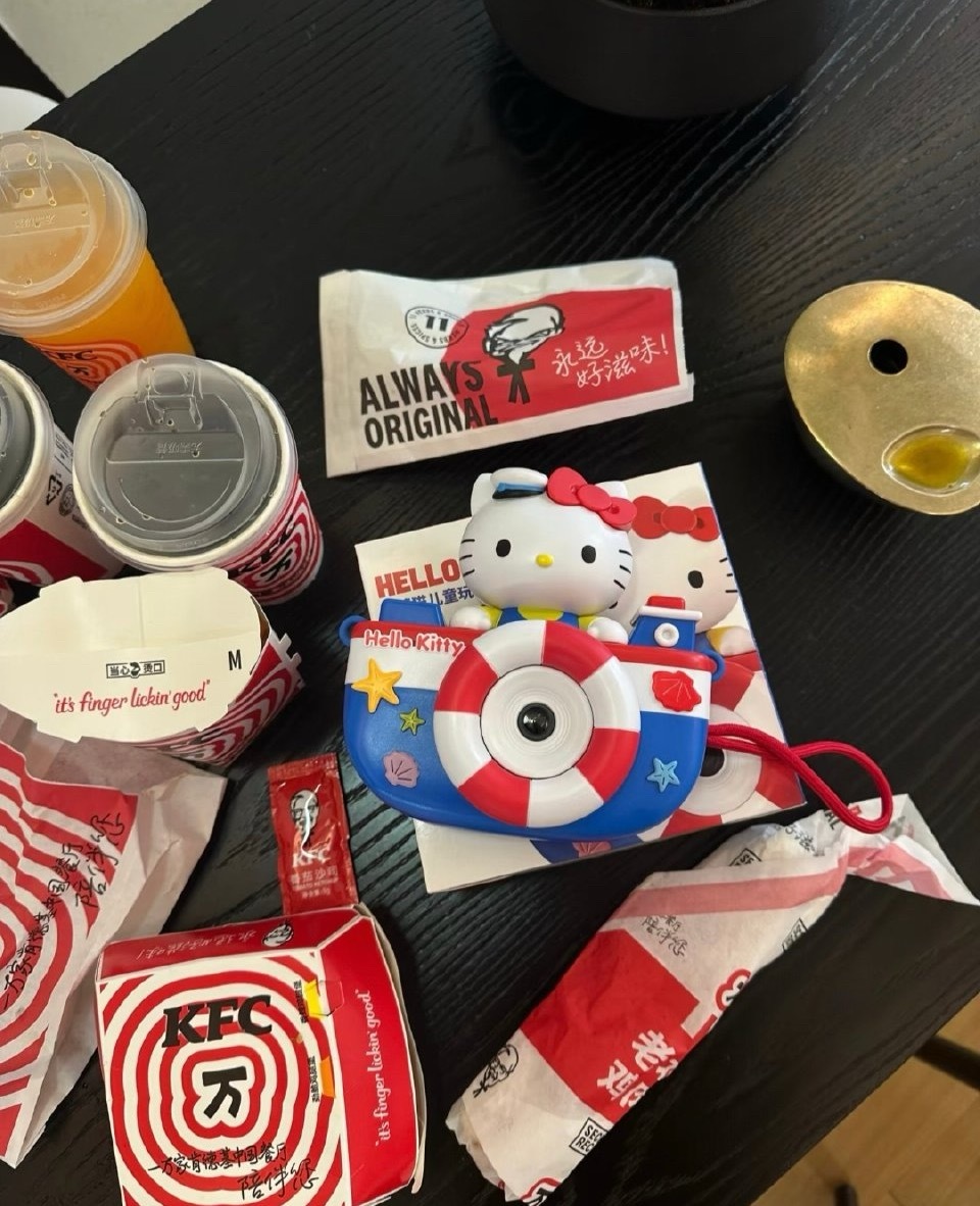KFC相机这么火吗？你们要抢吗？​​​