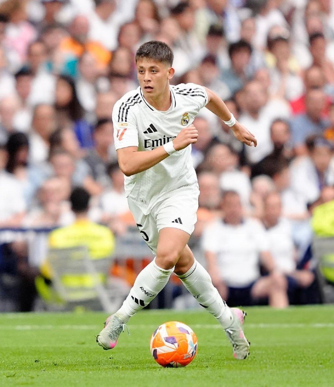 阿斯报：皇马的战略是将居莱尔全面培养成一名中场球员。居莱尔halamadrid