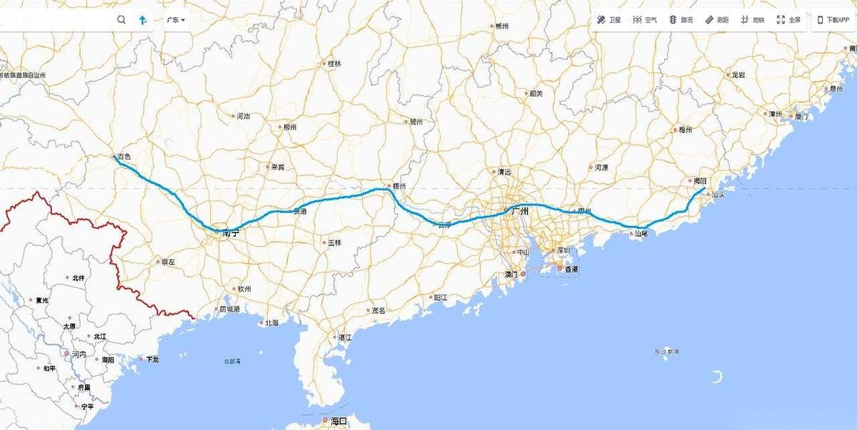 刷到这个建议，我一个大老爷们，眼泪差点掉下来。把地图拉开，一条线，从广东最东边