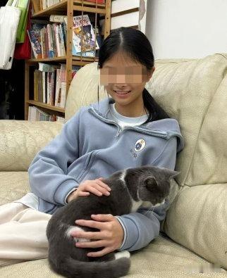 太狠了，天生的坏种！捅了女同学26刀的钟某某因为年龄只有14岁被判了无期徒刑