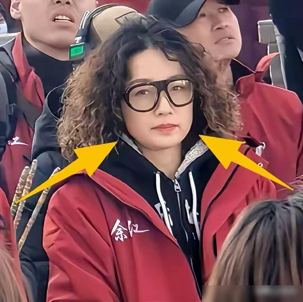 感觉马伊琍怎么样都行，已经活成了女钢铁战士的代言人。无论是长发短发，直发卷发，土