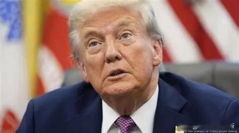 特朗普高空发话,中方沉默不语,世界在等一个答案他选择在飞机上发布长篇文章,这