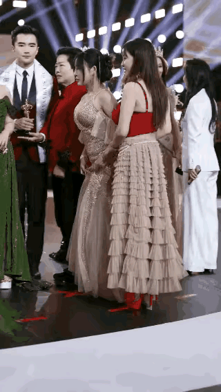 一个比一个有心机，都是心机婊。