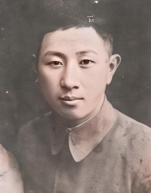 翁自勉在西安事变时舍命救主背着蒋介石脱险，并因此中弹致残，那么后来蒋介石是怎么对