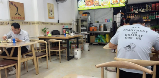 10元的快餐只有男人在吃
