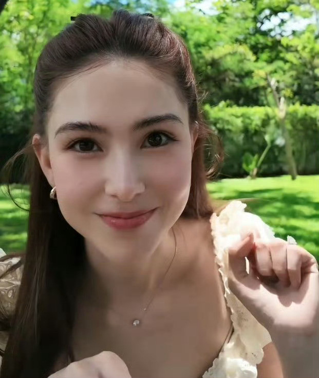 大家有没有觉得，就昆凌之所以能幸福，并非因为她老公是周杰伦真正让她幸福的底气是她