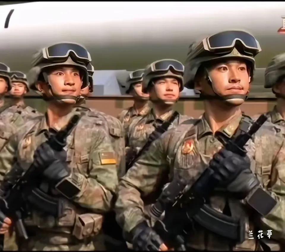 双胞胎吴星仔和吴星亮，双双走在队列中，目光如炬，气宇轩昂，杠杠的军人气质。他们