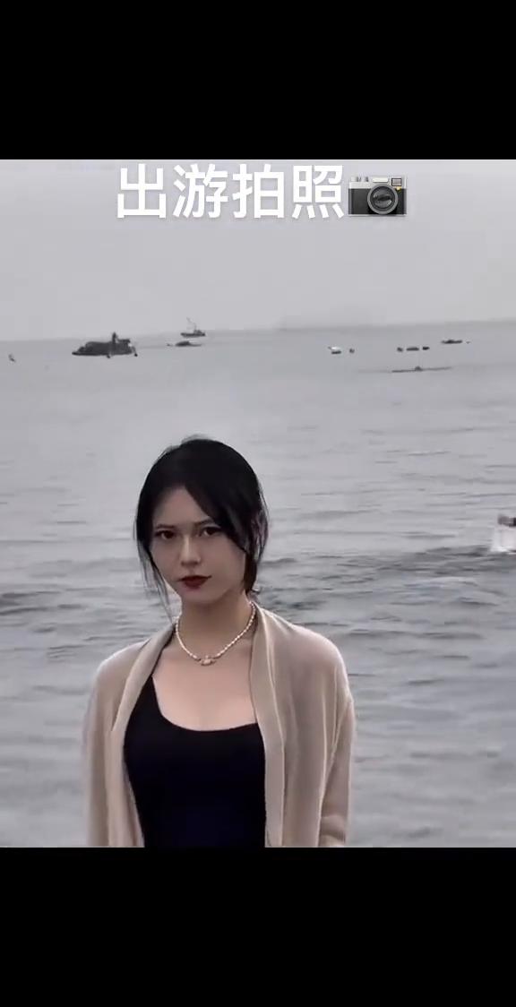 出游拍照。