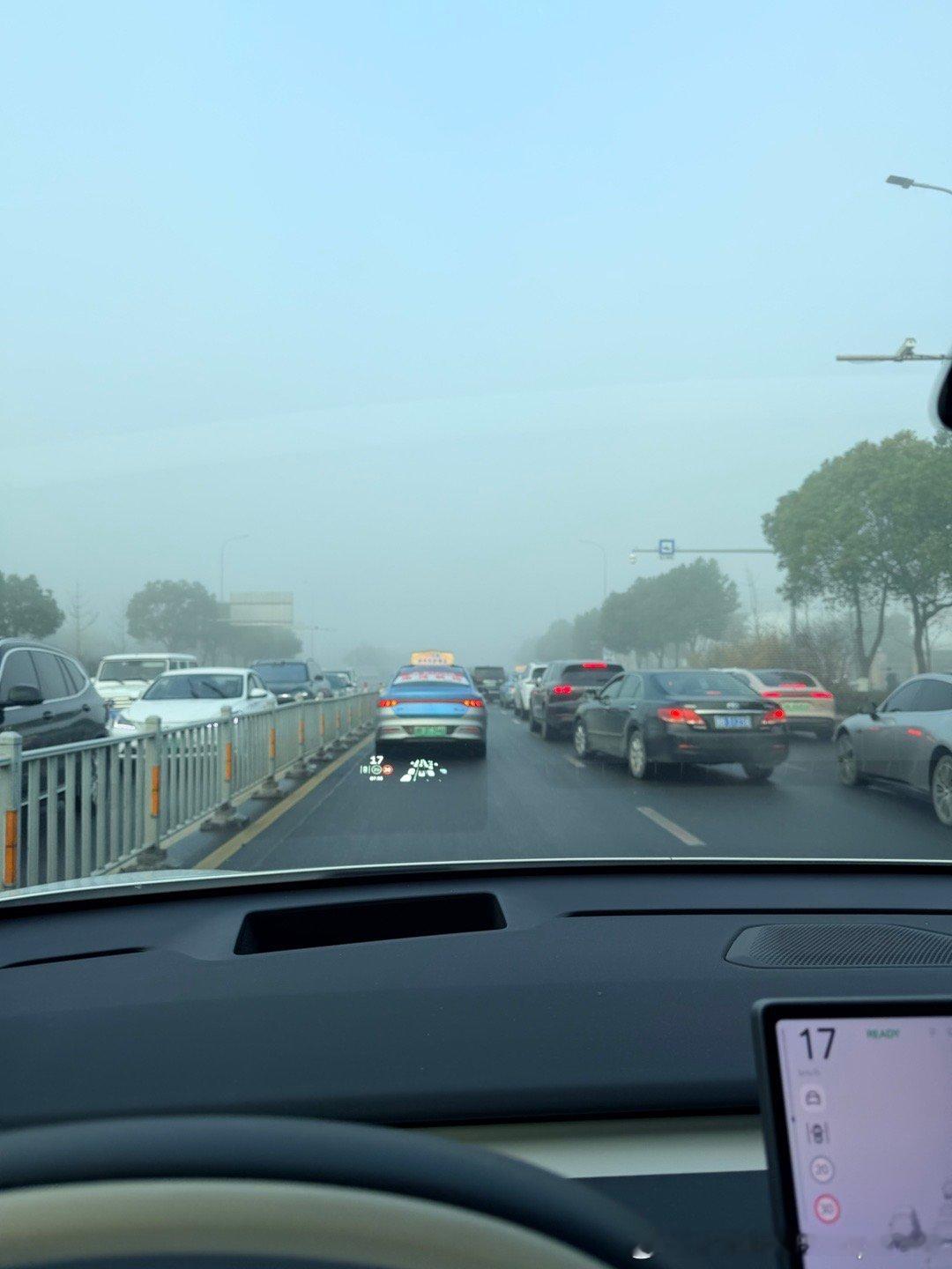 小区物业居然有早餐送