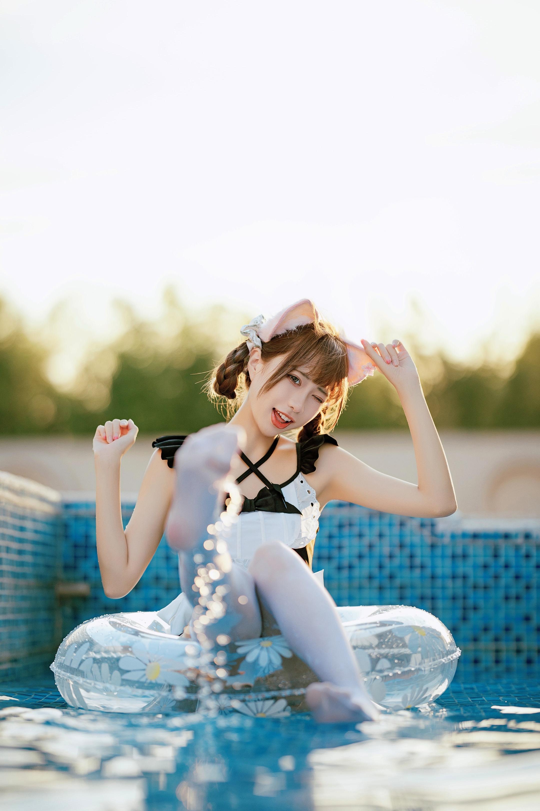 泳衣ootd 游泳ootd 泳池穿搭 泳衣分享 正常泳装cos