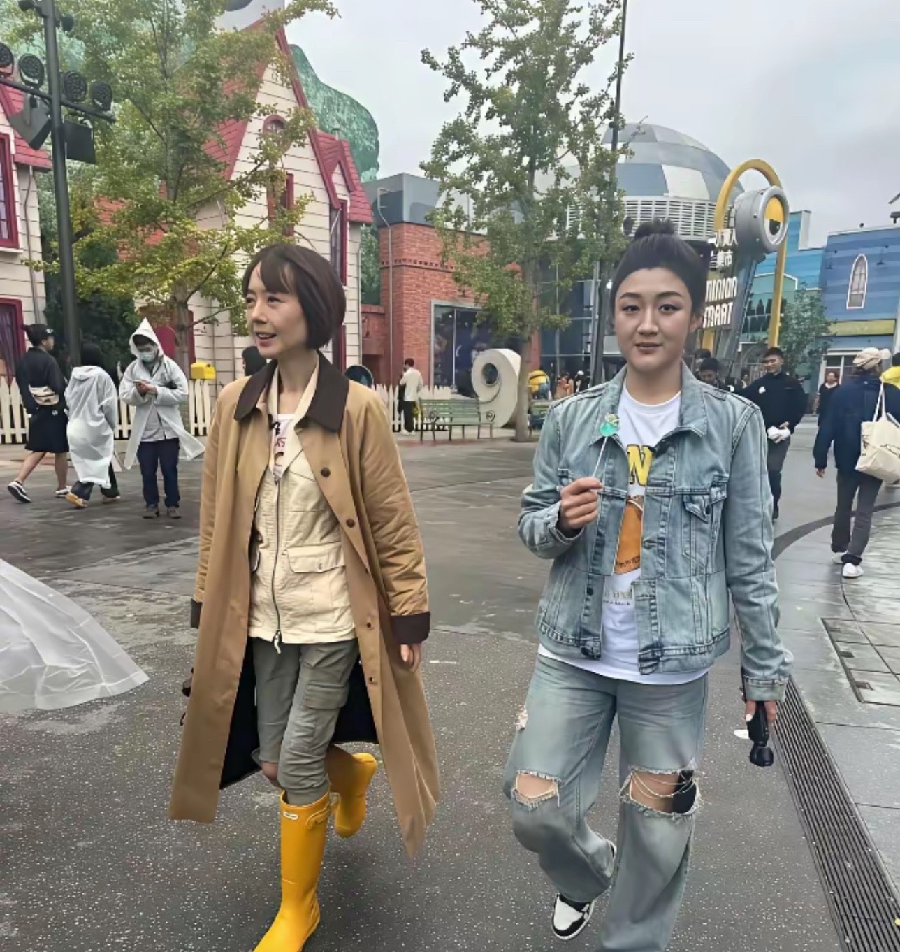 这张图咋怪怪的，有点眼熟，是不是撞脸了西游记里某位演员啊