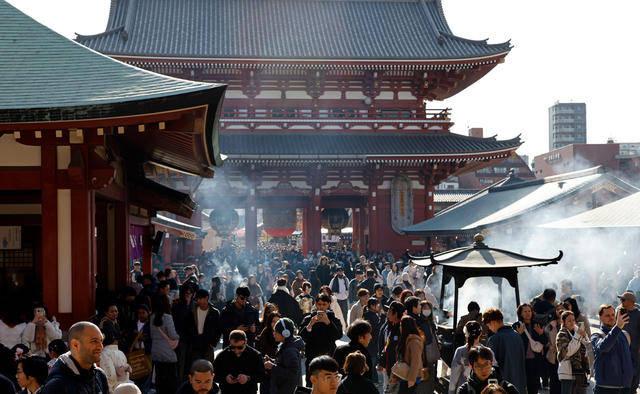 中国游客持续减少，能看出来，日媒这次是真慌了！3月中旬，东京外汇市场上日元一