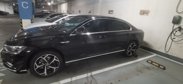 迈腾噪音大为啥新买的迈腾(380旗舰)的噪音，比我之前的高尔夫1.4t舒适版的