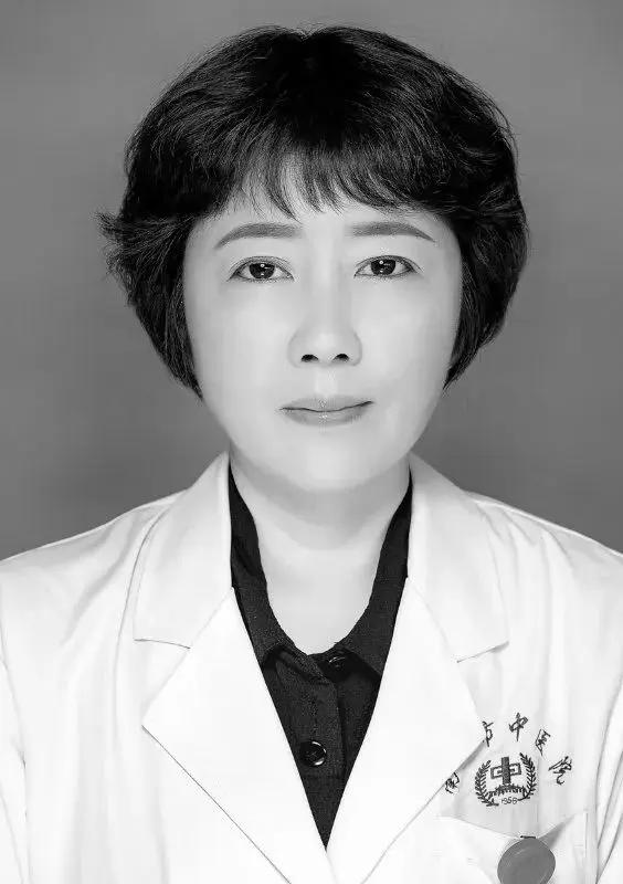 徐辉（1968年4月—2020年2月7日00点03分），女，汉族，医学硕士，副主
