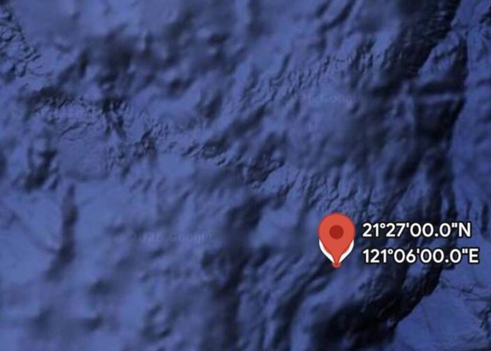 中美舰机在巴士海峡对峙中美舰机疑似在巴士海峡再度展开了对峙，长期记录台海周边