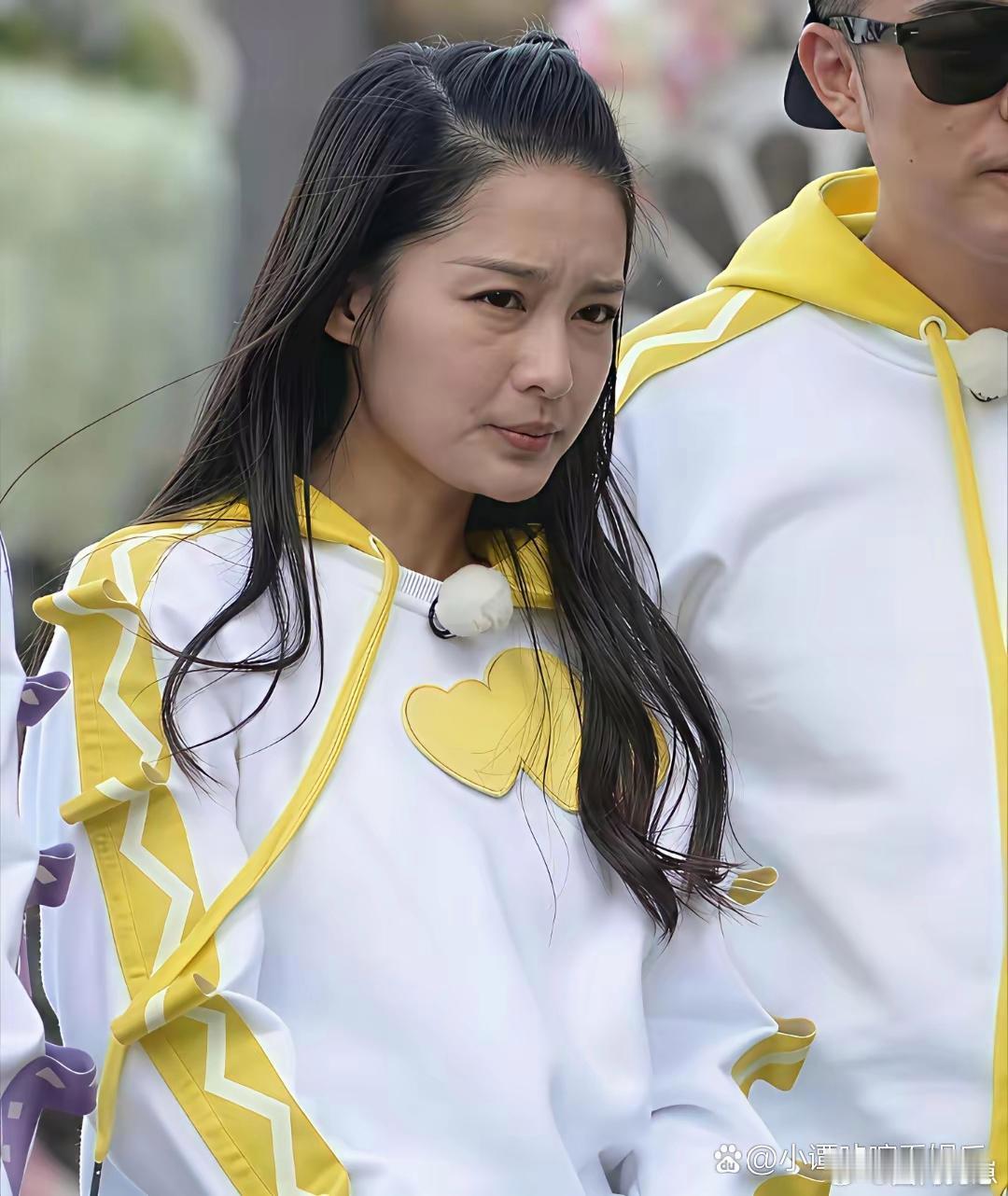 李沁当年录跑男全程纯素颜，没半点修饰，美得超真实！