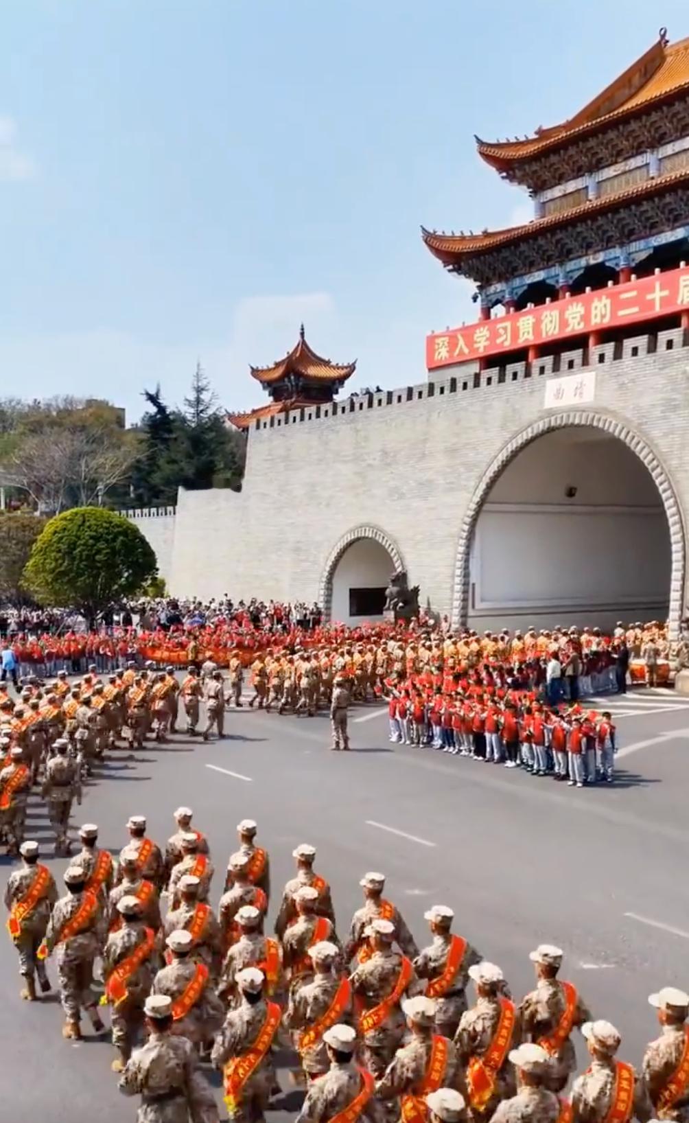 大陆征兵出现一个重大迹象，台当局彻底慌了，英媒：赖清德焦虑到睡不着觉！目前正