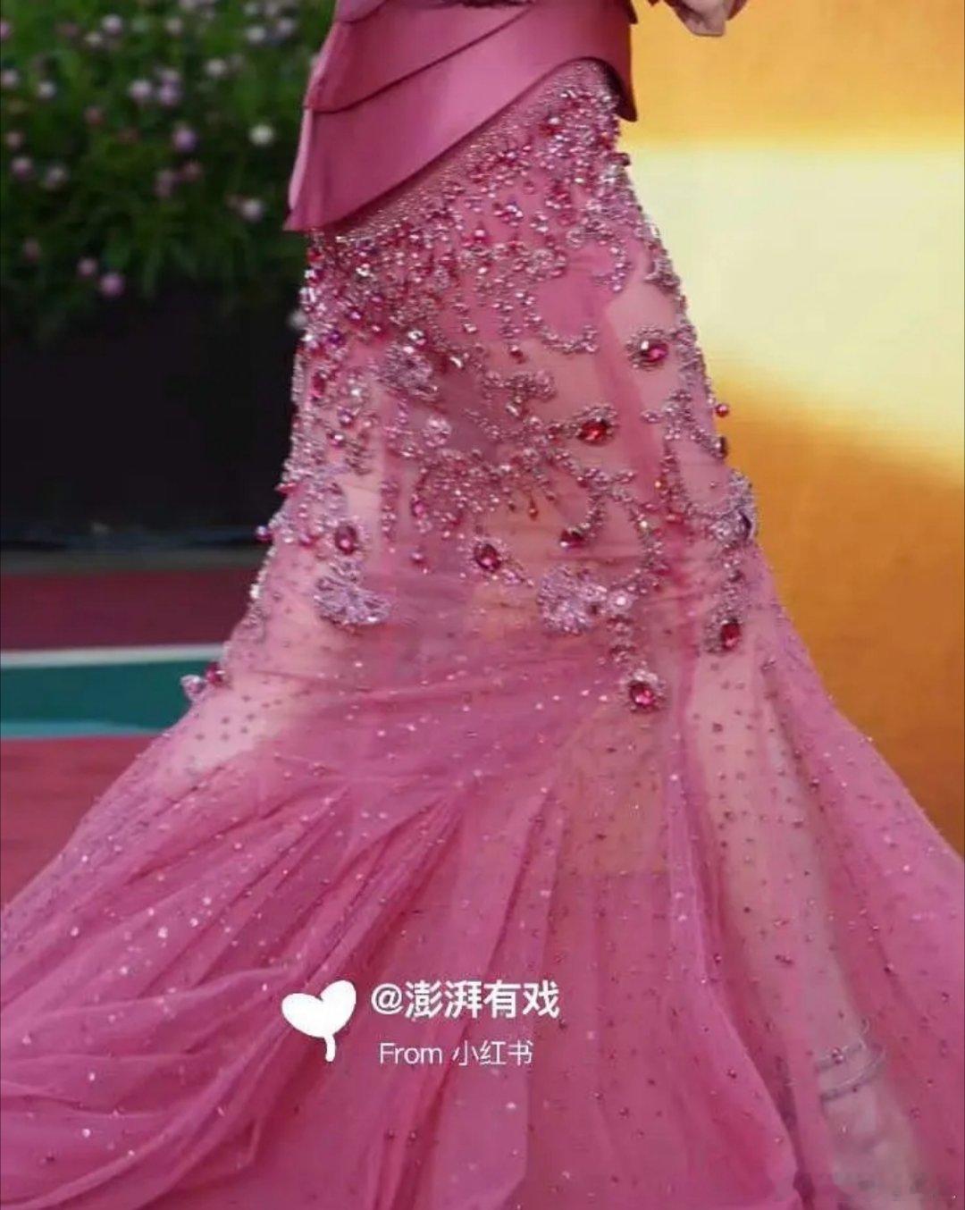 赵露思这个腿谁能懂我