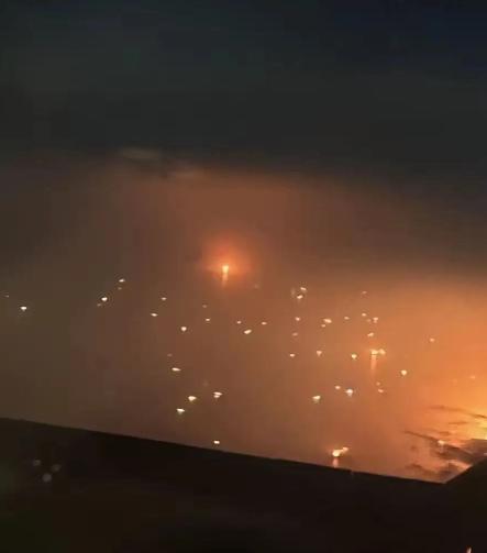 以色列是在自寻死路！当地时间3月19日，一架以色列战机朝俄罗斯记者发射了一枚导