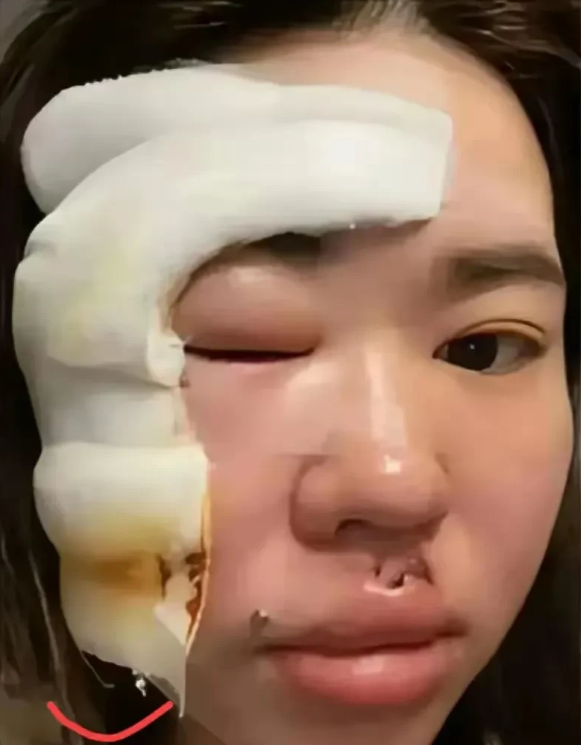 女士买猪蹄被打反不被同情！话说魔都一女士到肉摊选好5斤猪蹄，称定后让老板剁块，