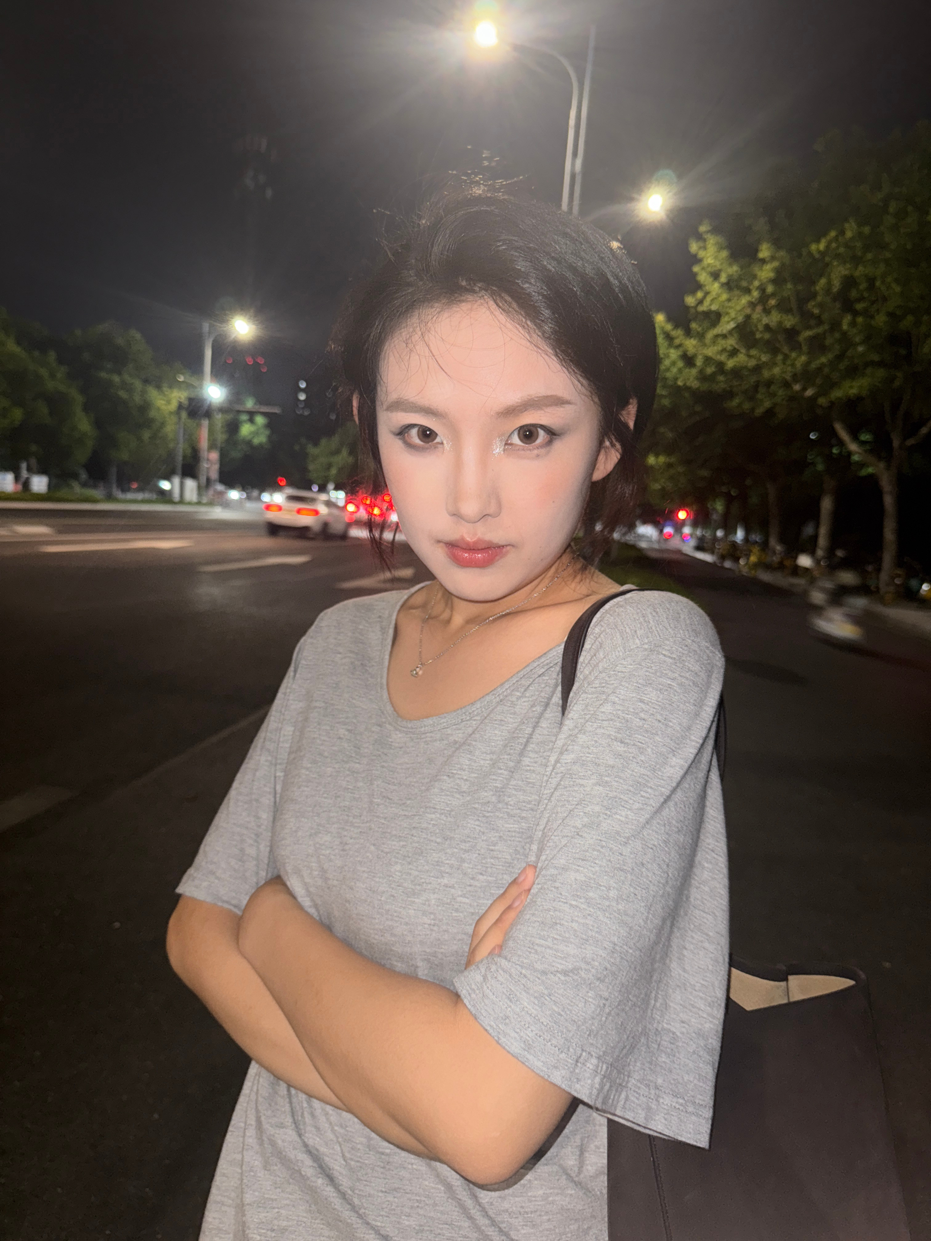 今天晚上随手画的哈哈哈哈哈​​​