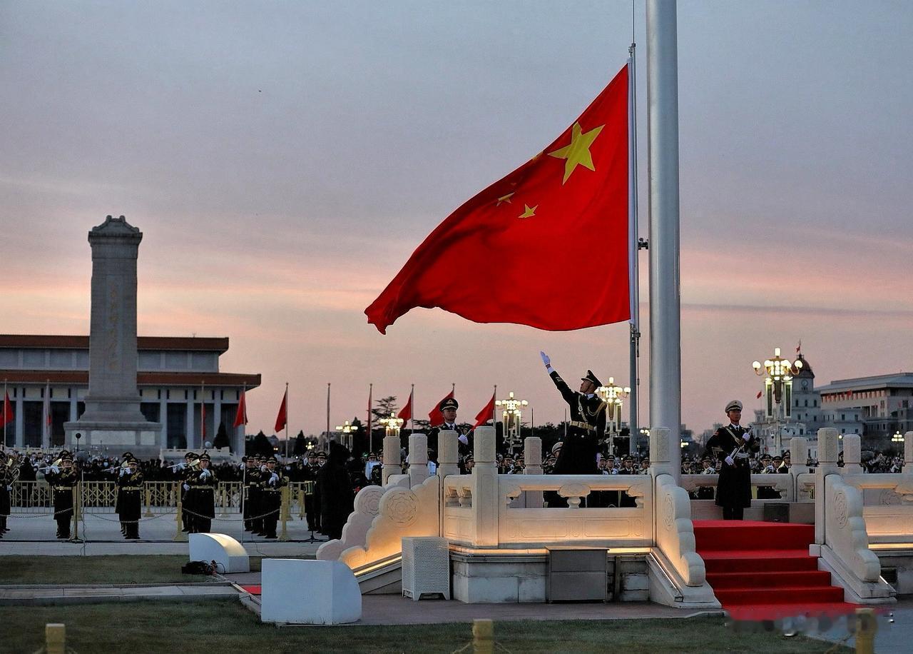 四中全会开完了,昨天也传出了比较重要的消息,国家可能要转变消费方式了,以