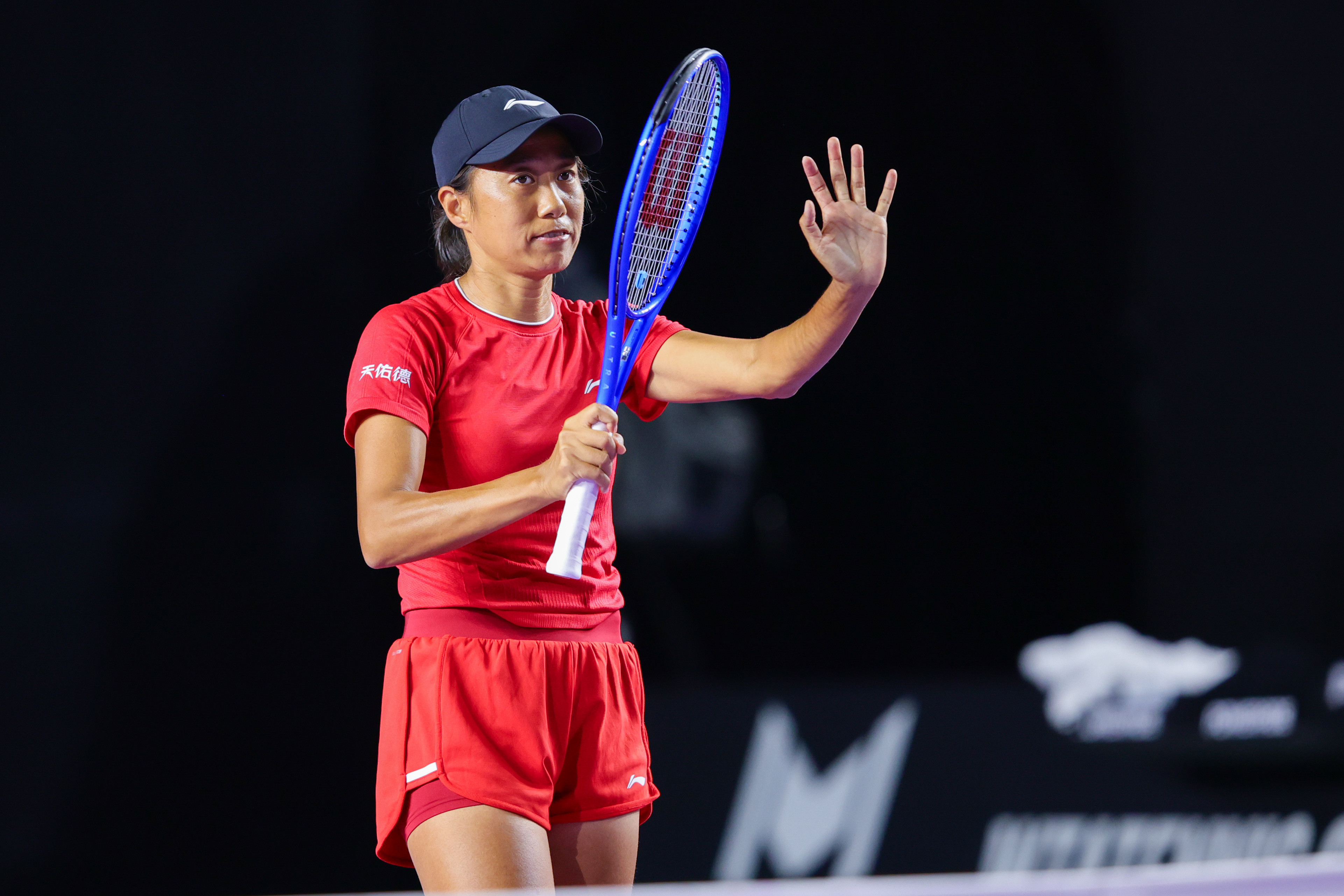 张帅重返巡回赛四强🔥WTA500梅里达站1/4决赛，中国金花张帅以6-16-