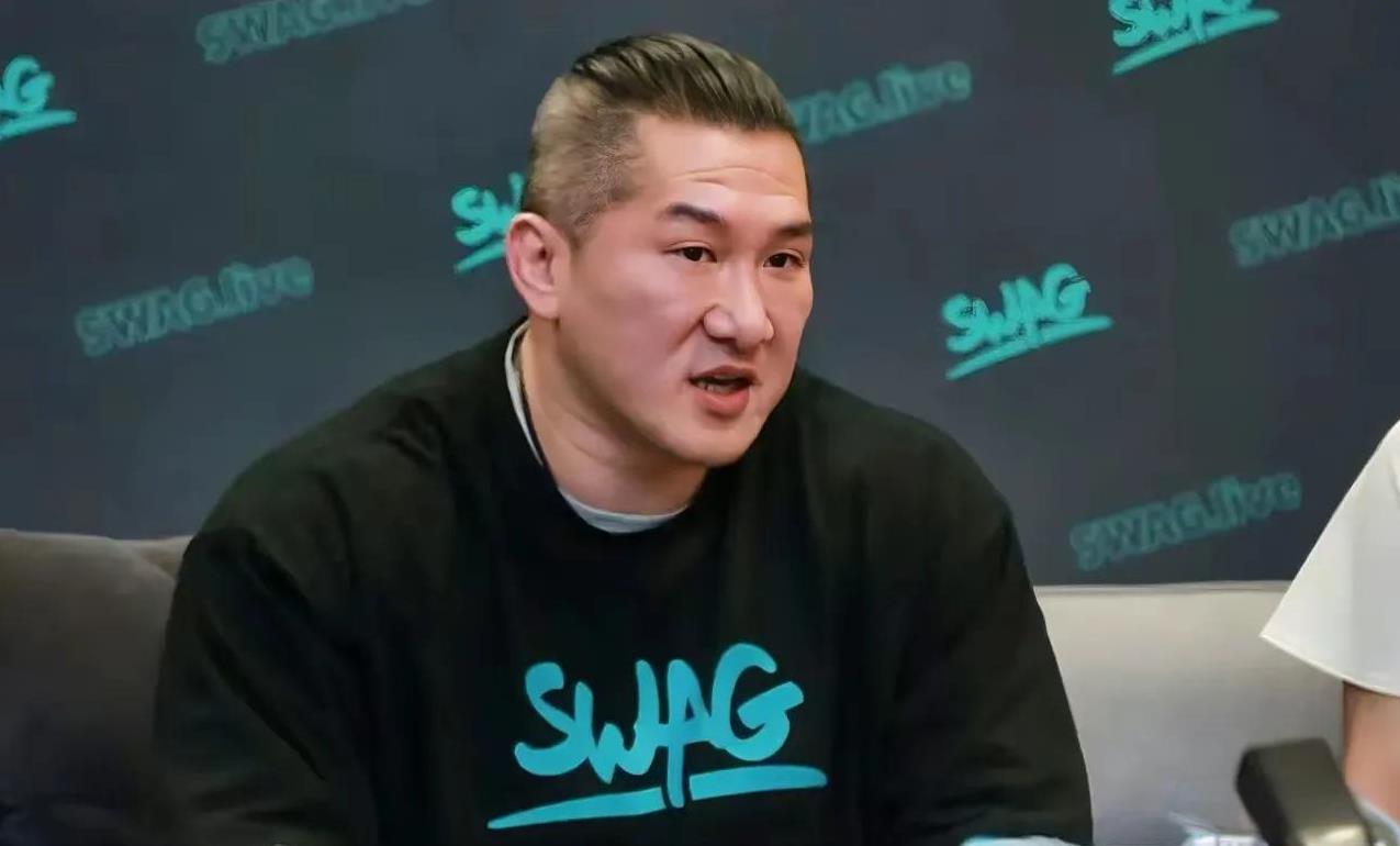 ＂网红馆长”陈之汉回到台湾省已经两天了，叫我们思考一个问题。陈之汉在台湾省有“粉