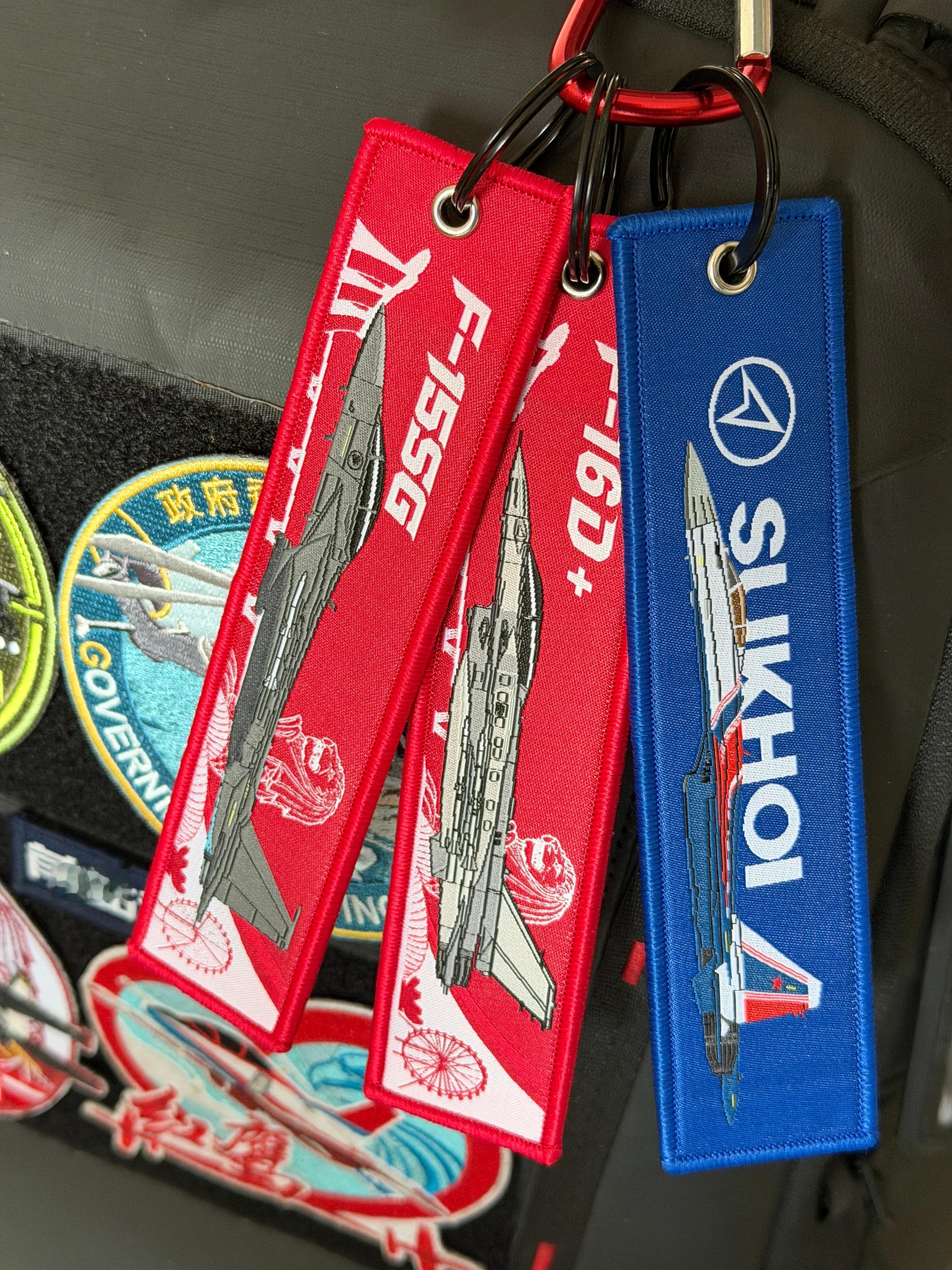 换了个新环，没想到太硬太粗了，还好我的上一位客户样品里有D型环