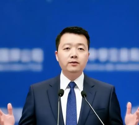 终于有个敢说真话的专家了！罗鸿建议：取消私生子继承权！凭什么原配夫妻勒紧裤腰带