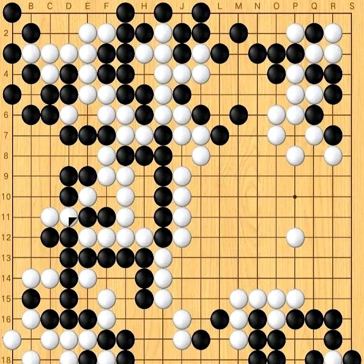 擂台赛鲜有的平分秋色刚结束的第八局，井山裕太终止杨楷文三连胜，第二阶段三