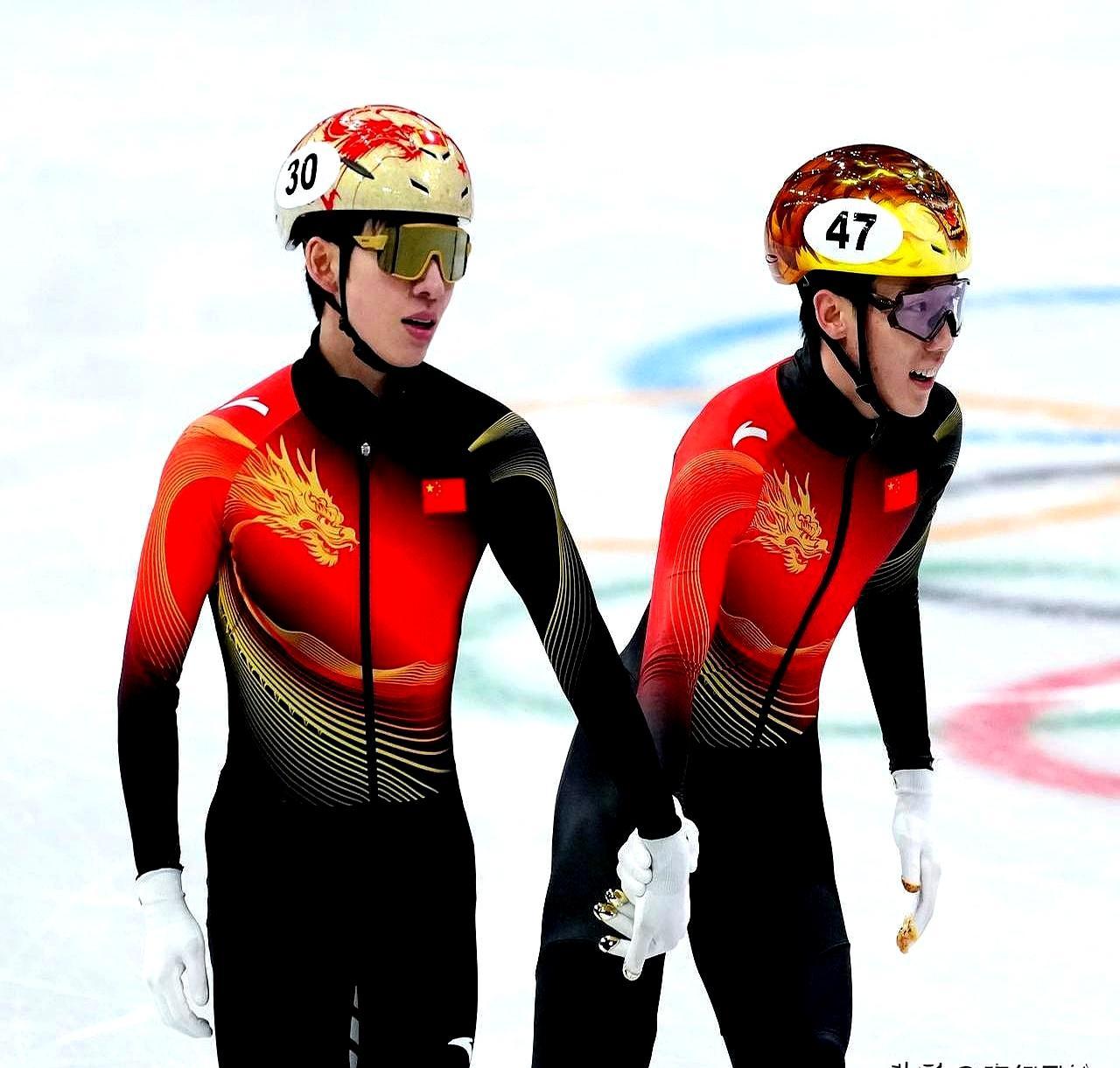 奥运史上最荒诞一幕：冠军成绩6分51秒，第五名成绩6分49秒。第22圈，林