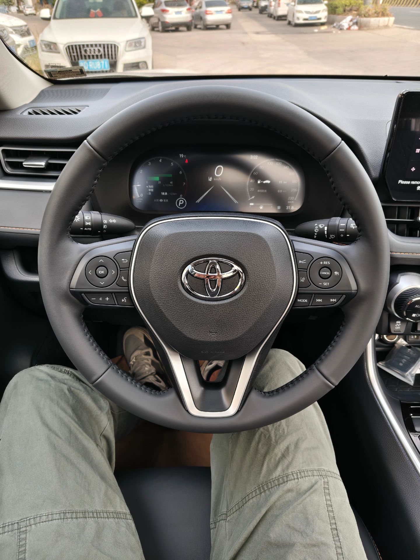 2026款丰田荣放RAV4卖这么好，真搞不懂这车三大件确实耐造，保养便宜二手还保
