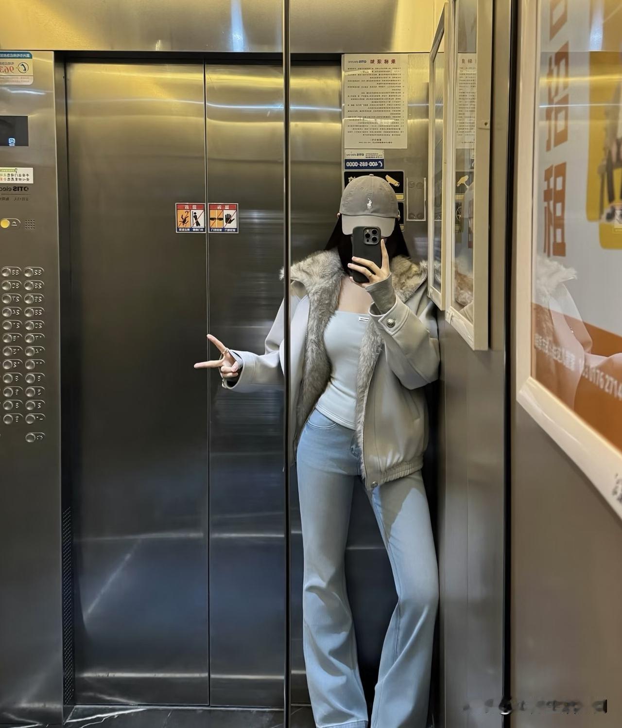 出门两件套，室内一件半。任性的天气又带我们回到夏天了！