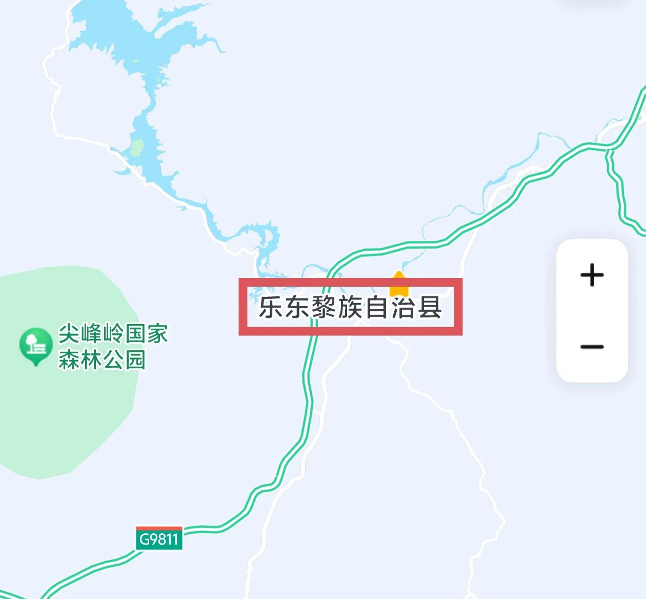 来海南旅游顺便去乐东看望了以前在广东一起读大学的同班同学，没想到居然发达了。同学