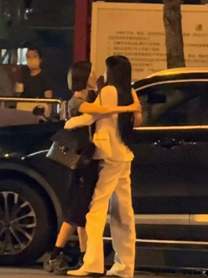 孙怡第一个抢的是唐艺昕身材是真心好