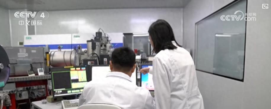 惊！月亮背面比正面“凉”100℃？嫦娥六号这发现，把几十年谜题说透了 1